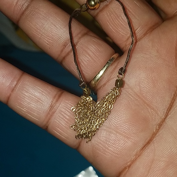 Jewelry - Picture 2 of 3